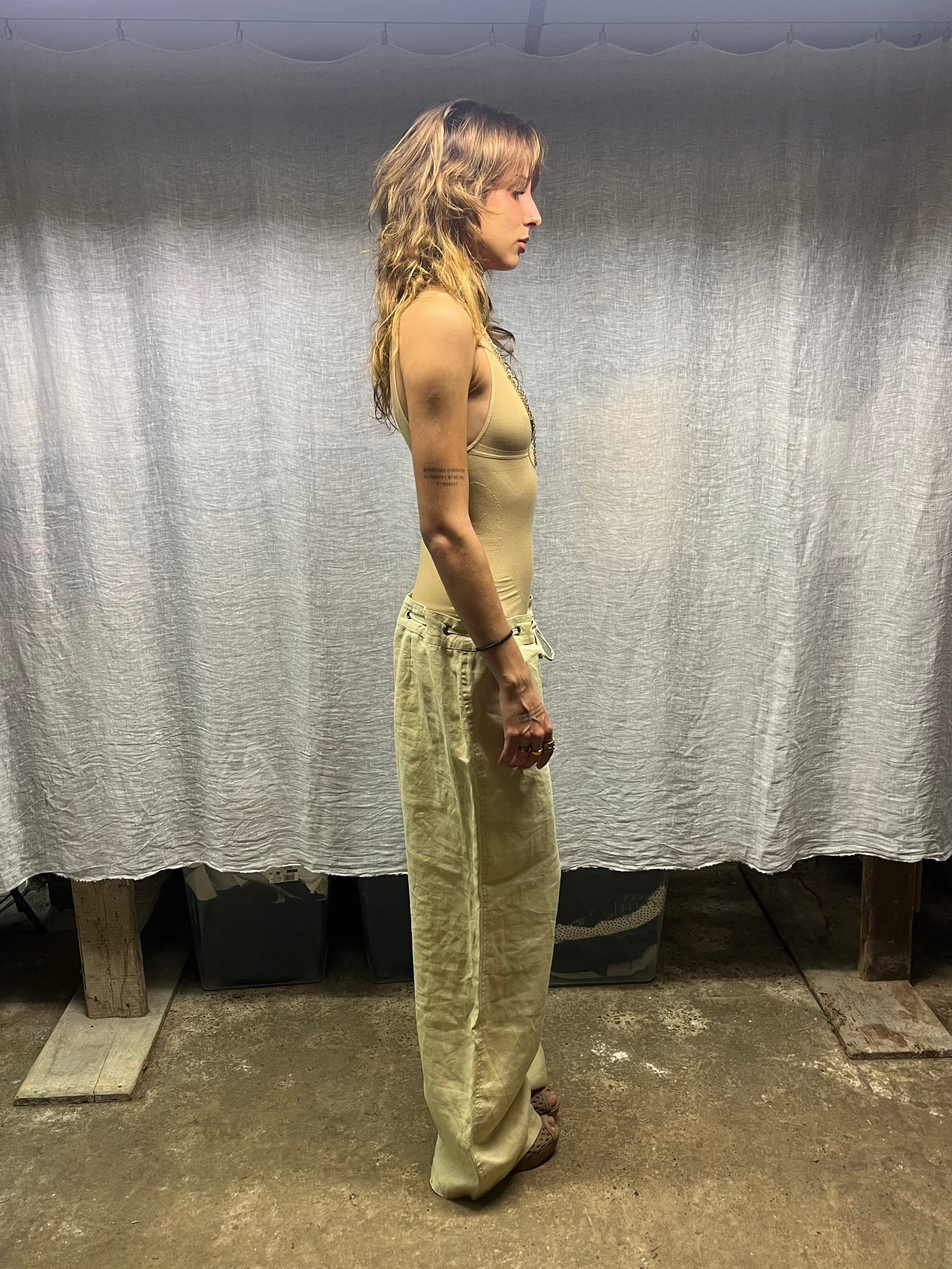 Beige baggy pant