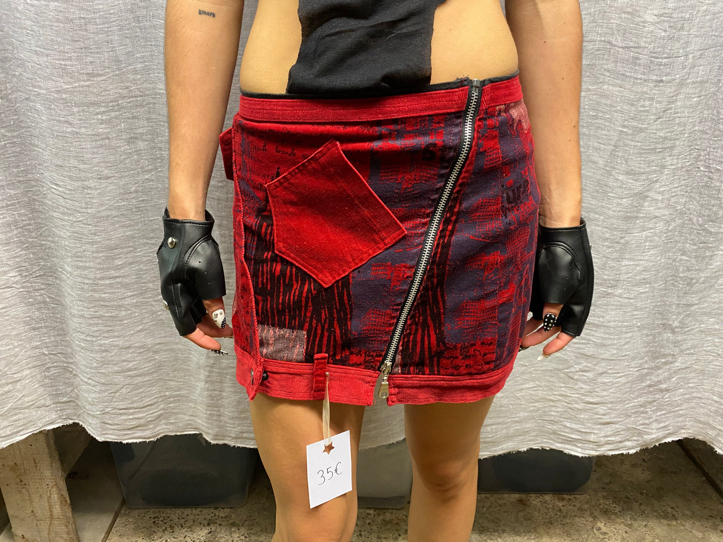Red skirt