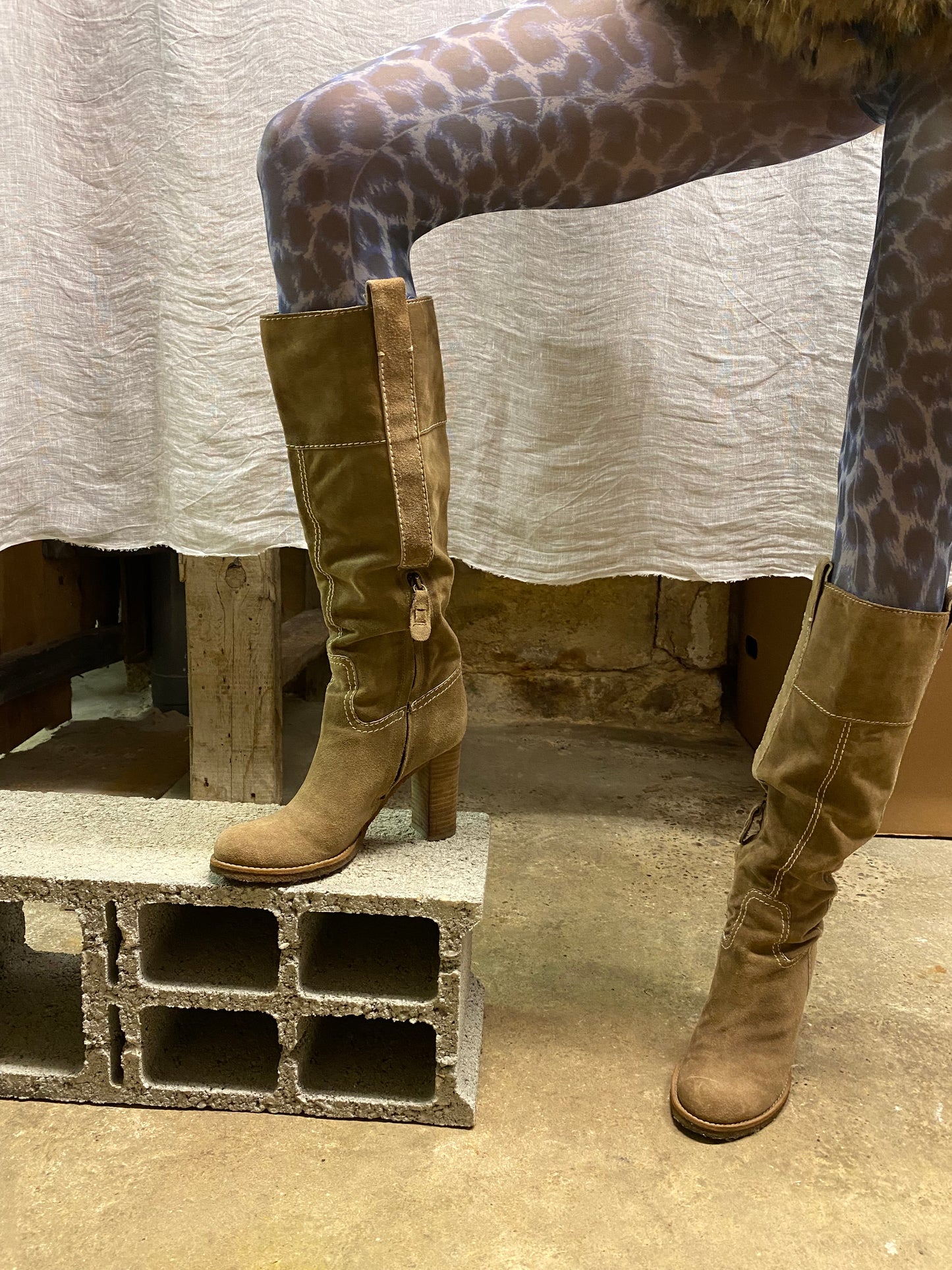 Suede high boots